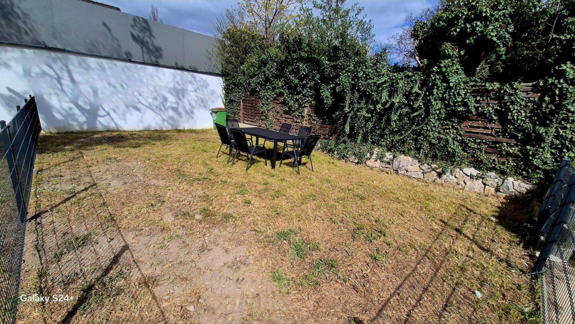 Moderne Mit Klima, Perfekter Anbindung Ins Zentrum Und Kostenlose Parkplaetze! * Wenen