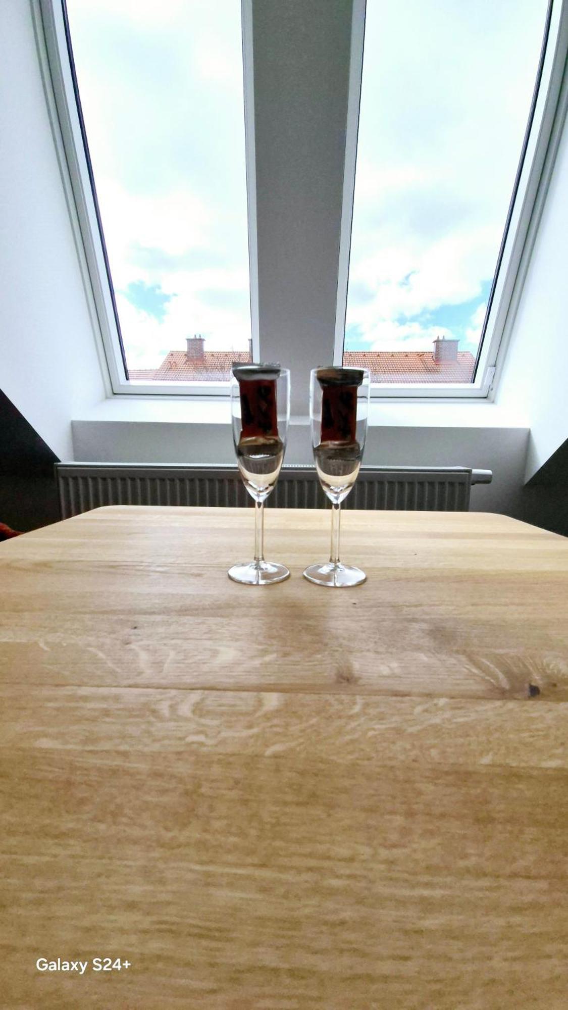 Appartement Moderne Mit Klima, Perfekter Anbindung Ins Zentrum Und Kostenlose Parkplaetze! *