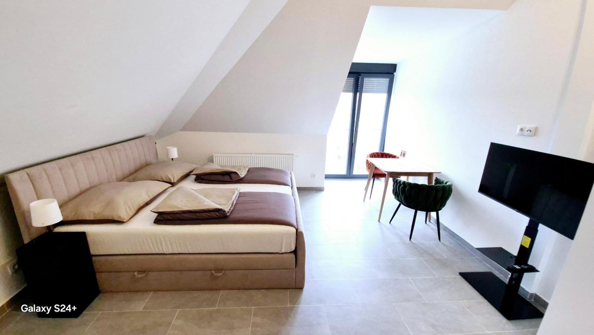 Moderne Mit Klima, Perfekter Anbindung Ins Zentrum Und Kostenlose Parkplaetze! Appartement Wenen