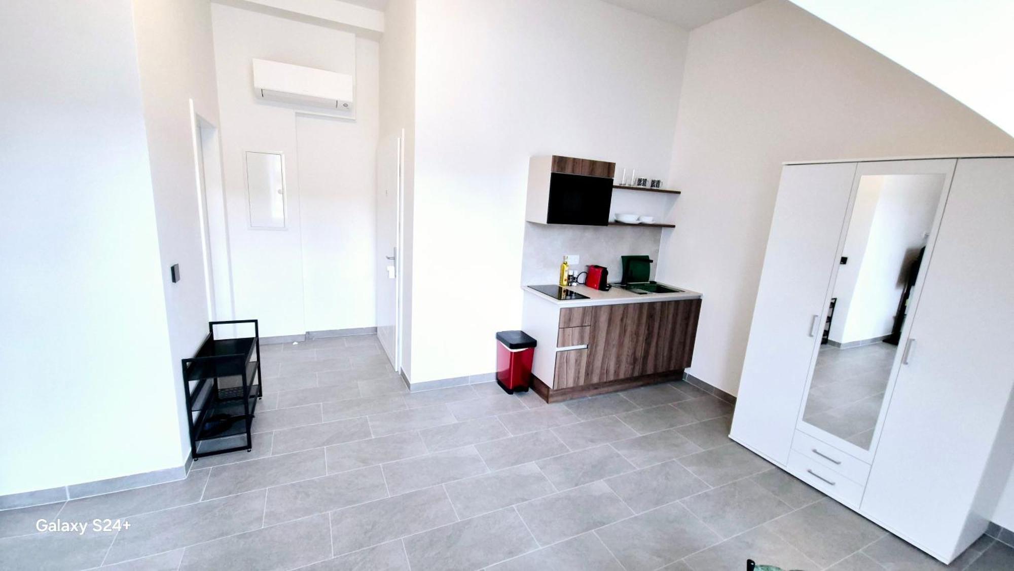 Moderne Mit Klima, Perfekter Anbindung Ins Zentrum Und Kostenlose Parkplaetze! Appartement Vienne